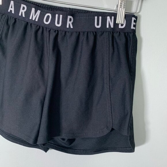Under Armour black pull on elastic waist unlined athletic soccer workout shorts - Picture 3 of 8